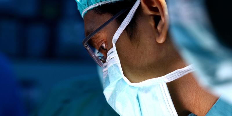 Illustration for article titled Why Choosing the Right Surgeon Matters Even More Than You Think